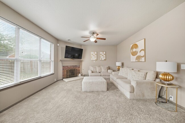 property at 8804 Sunforest Ln