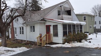 6222 NY-42 in Fallsburg, NY - Building Photo