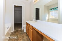 1025 Riverclift Dr photo'