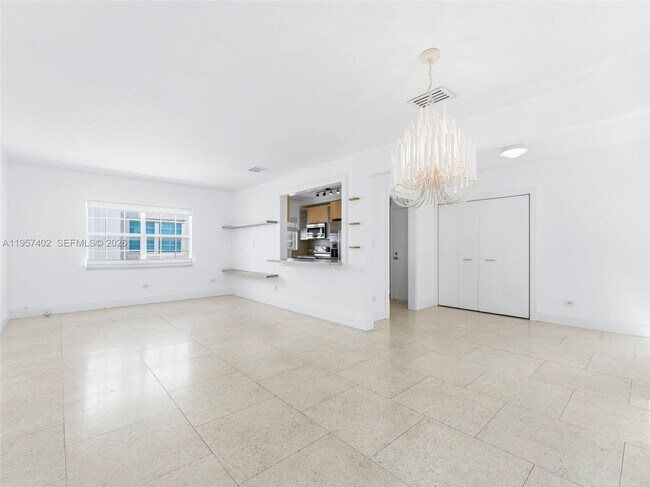 932 15th St in Miami Beach, FL - Building Photo - Building Photo