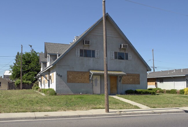 840 Broadway in Atwater, CA - Building Photo - Building Photo