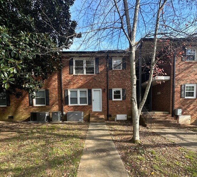 718 E Maple Ave, Unit N in Gastonia, NC - Building Photo - Building Photo