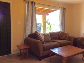 2011 N Van Ness Ave in Tempe, AZ - Building Photo - Building Photo