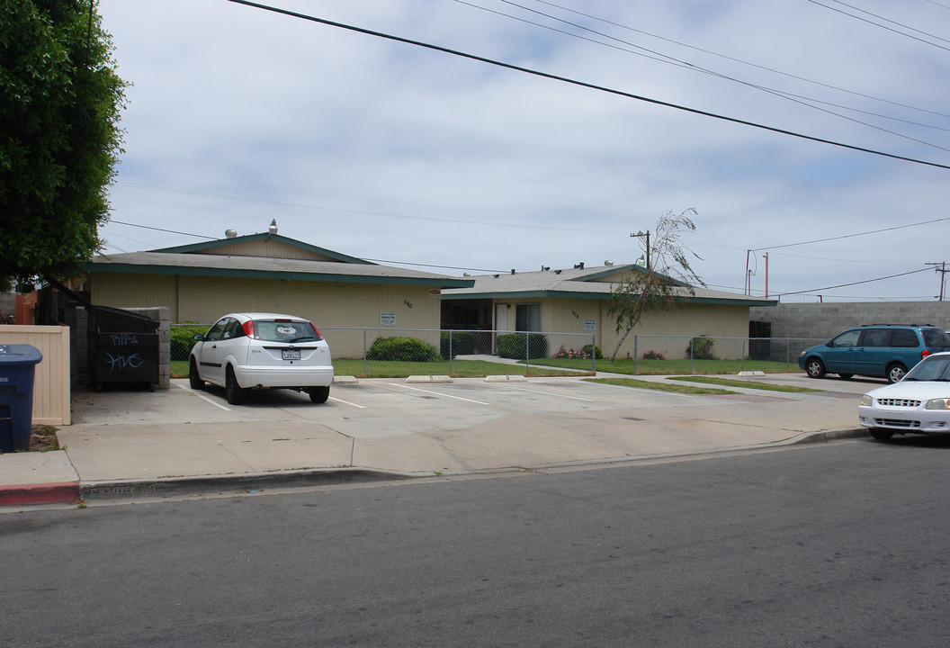 576-580 7th St in Imperial Beach, CA - Foto de edificio