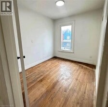 216 John St N in Hamilton, ON - Building Photo - Building Photo