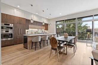 3951 N Wayne Ave in Chicago, IL - Building Photo - Building Photo