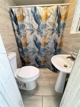 11201 NW 12th Ave in Miami, FL - Building Photo - Building Photo