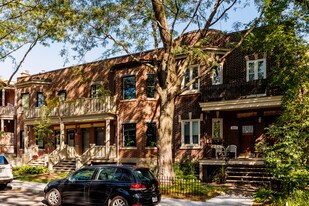 2221 Harvard Av in Montréal, QC - Building Photo