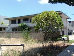 843 Lukepane Ave in Honolulu, HI - Building Photo - Building Photo