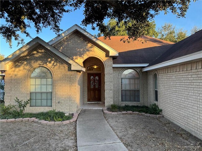 28 S 32nd St in McAllen, TX - Building Photo - Building Photo