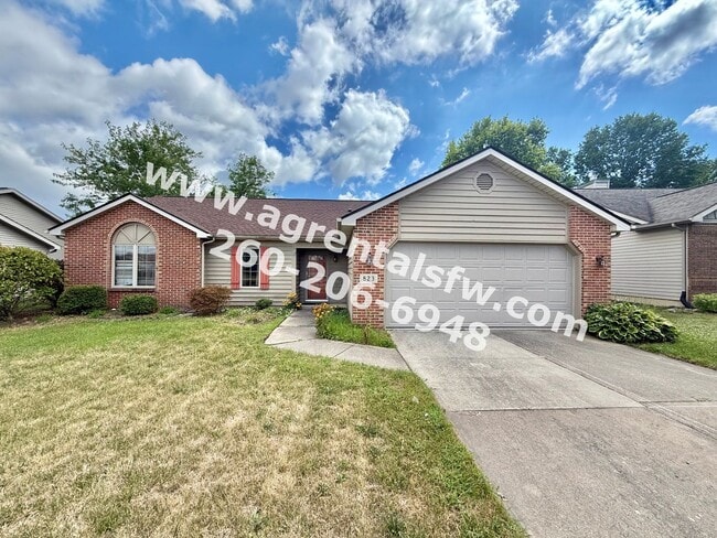 property at 823 Woodland Springs Pl