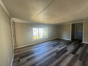 41 K and L Ct in Sharon, VT - Building Photo - Building Photo