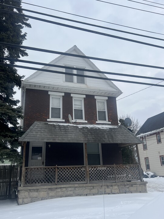 63 Pine Ridge Rd in Buffalo, NY - Building Photo