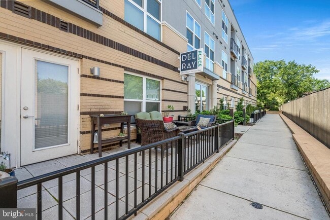 property at 1800 Mt Vernon Ave