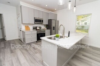 2405 Kirby Ave in Chattanooga, TN - Building Photo - Building Photo