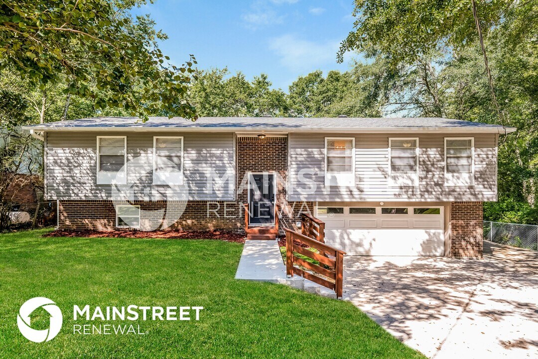 3814 Mars Ave in Center Point, AL - Building Photo