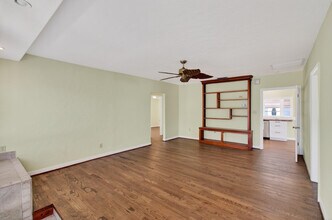 817 N Palmway in Lake Worth Beach, FL - Building Photo - Building Photo