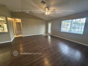 5244 SW 19th Pl in Cape Coral, FL - Building Photo - Building Photo