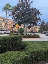 889 Assembly Ct in Kissimmee, FL - Building Photo