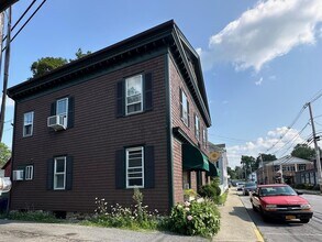 152 Church St in Millbrook, NY - Building Photo - Building Photo