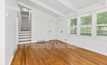1609 NE 60th Terrace in Kansas City, MO - Building Photo - Building Photo