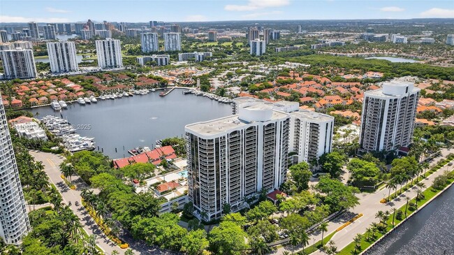 property at 3640 Yacht Club Dr