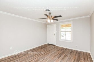 208 Ennis St in Waxahachie, TX - Building Photo - Building Photo