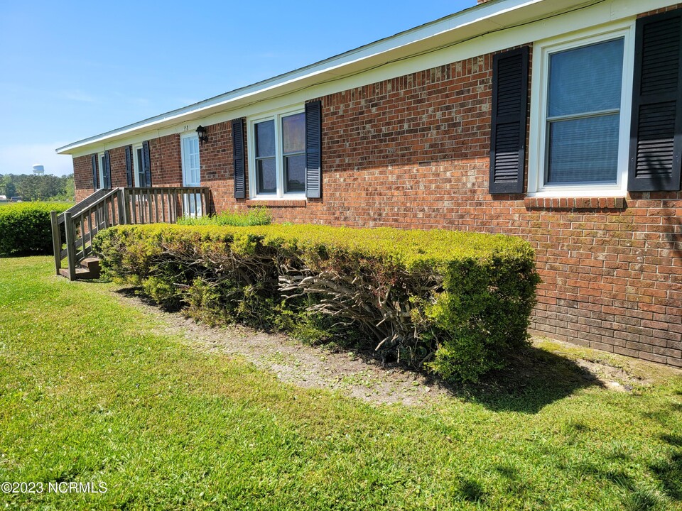 356 Laurel Rd in Beaufort, NC - Building Photo