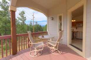 1315 E Hatcher Dr in Flagstaff, AZ - Building Photo