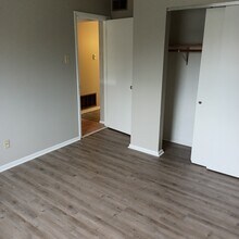 10366 Parkman Dr, Unit C in St. Louis, MO - Building Photo - Building Photo