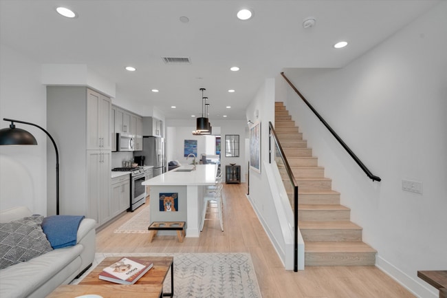 property at 2927 Exposition Pl