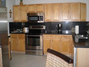 4050 Bluff Harbor Way in Wellington, FL - Building Photo - Building Photo