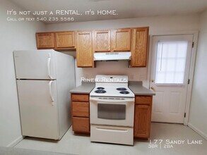 177 Sandy Ln in Broadway, VA - Building Photo - Building Photo