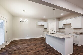 809-811 Rodeo Ln in Bowling Green, KY - Foto de edificio - Building Photo