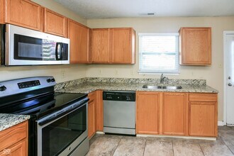 2378 Harvest Moon Dr in Greenwood, IN - Building Photo - Building Photo