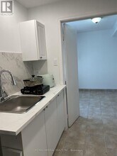 34 Corvus Starway in Toronto, ON - Building Photo - Building Photo