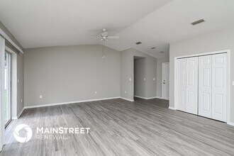 734 Fox Lake Dr in Lakeland, FL - Building Photo - Building Photo