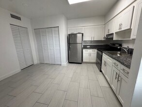 3720 SW 59 Ave in Fort Lauderdale, FL - Building Photo - Building Photo