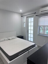 1560 Jefferson Ave in Miami Beach, FL - Building Photo - Building Photo