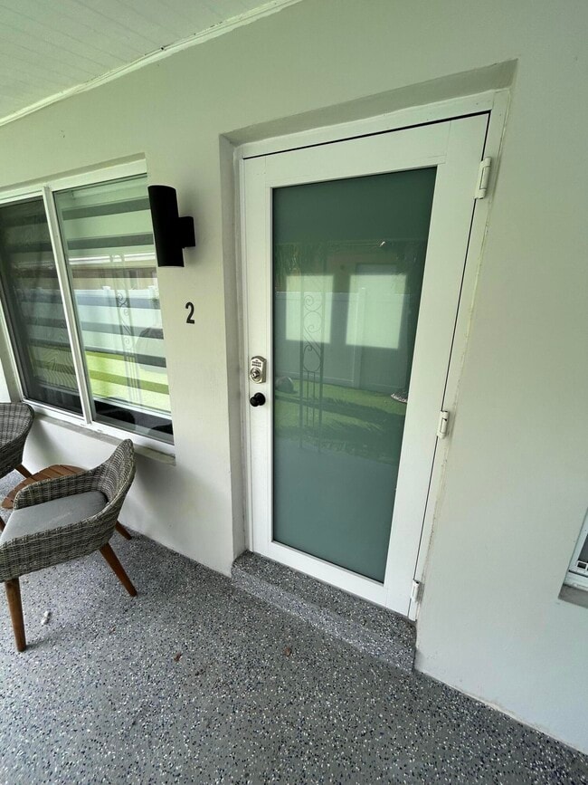 1037 NE 9th Ave in Fort Lauderdale, FL - Building Photo - Building Photo