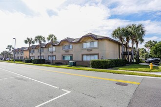 222 14th Ave N in Jacksonville Beach, FL - Building Photo - Building Photo