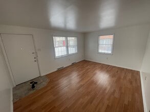 908 Church St, Unit 6 in Hollidaysburg, PA - Building Photo - Building Photo