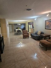 1700 N 47th Ave in Hollywood, FL - Building Photo - Building Photo