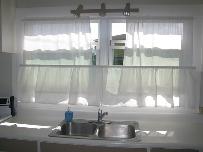 91-755 Oneula Pl in Ewa Beach, HI - Foto de edificio - Building Photo