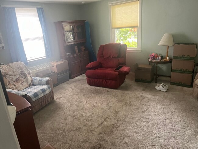 1446 Monocacy St, Unit B in Bethlehem, PA - Foto de edificio - Building Photo