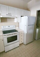 223 Arbor Lakes Cir in Sanford, FL - Building Photo - Building Photo