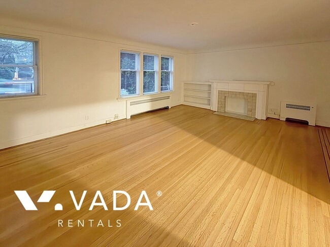 1255 W 12th Ave in Vancouver, BC - Building Photo - Building Photo