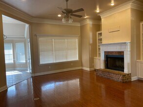 5605 Goldenglow Ln in Bossier City, LA - Building Photo - Building Photo