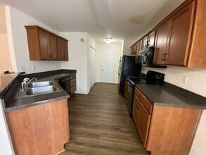 100 Pine Bark Ln in Athens, GA - Building Photo - Building Photo