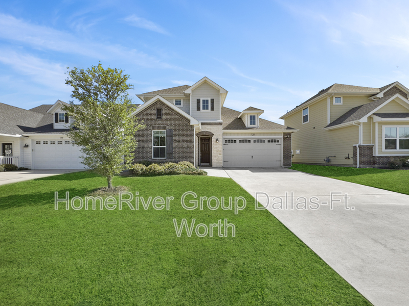 720 Mulberry Ct in Celina, TX - Building Photo